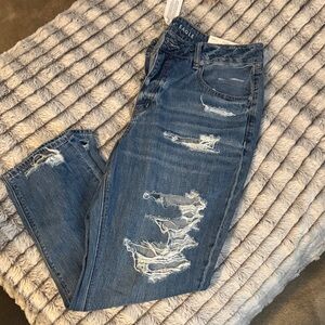 America eagle Tomgirl Distressed Jeans